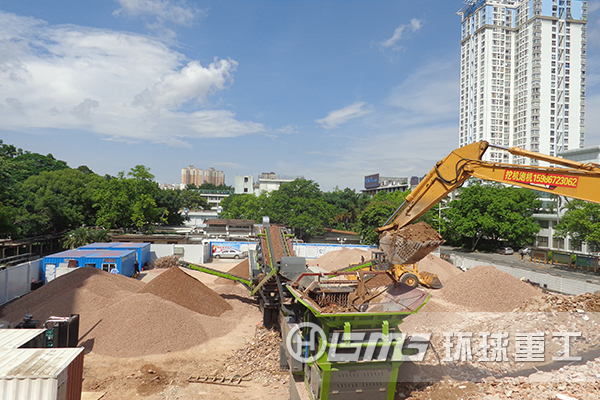 移动破碎站无害化处理破碎建筑垃圾